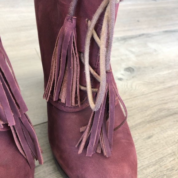 STEVE MADDEN ~ sashay burgundy platform booties - Picture 4 of 8
